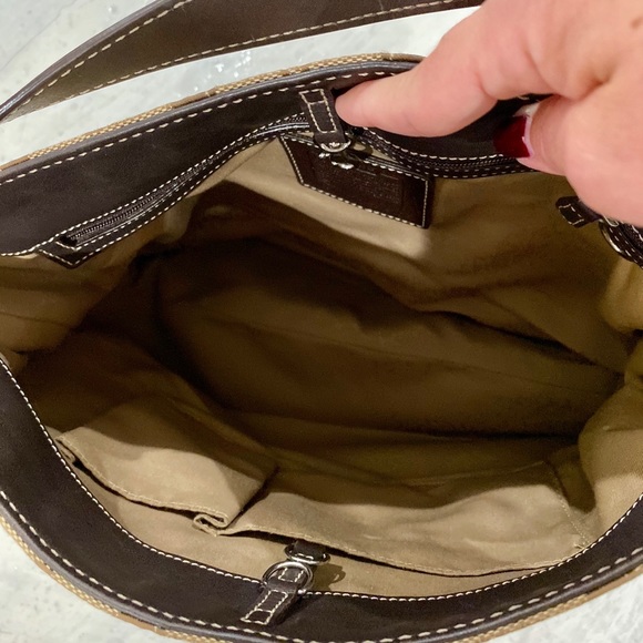 Choach vintage shoulder purse - Picture 3 of 4